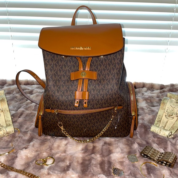 Michael Kors JET SET ITEM brown backpack main image 5